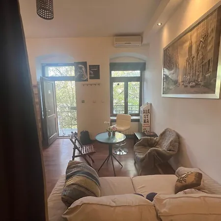Apartment Lets Go